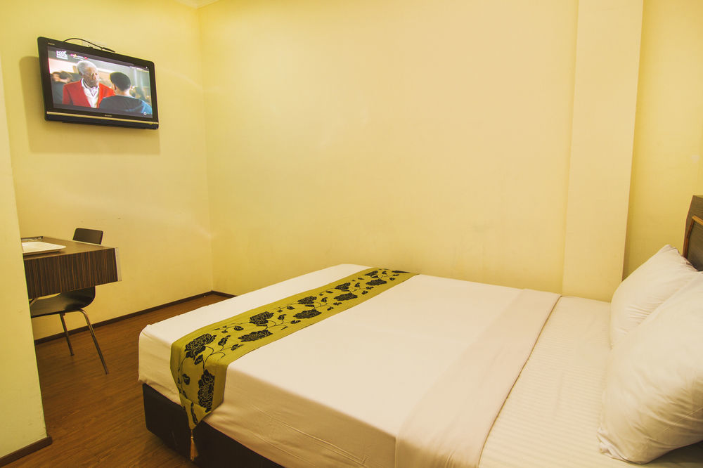 Oyo 327 Buddys Hotel Kuala Lumpur Esterno foto