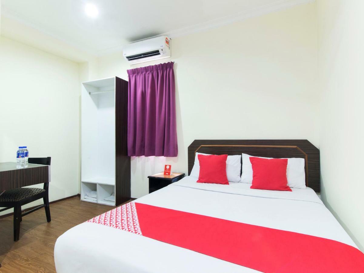 Oyo 327 Buddys Hotel Kuala Lumpur Esterno foto