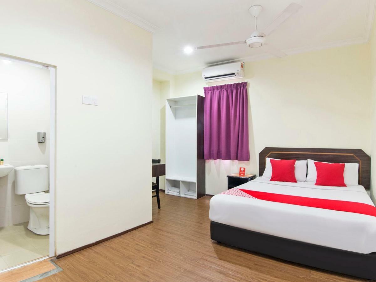 Oyo 327 Buddys Hotel Kuala Lumpur Esterno foto